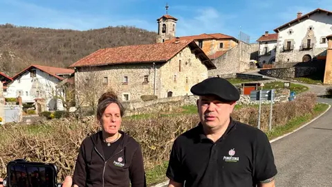 MONTSE Y JOSEBA, FUNDADORES DE LA SIDRER&Iacute;A PERKATZENEA EN MADOZ