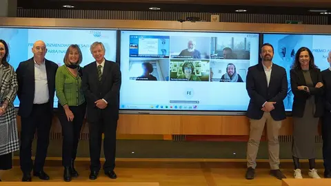 Representantes de las entidades que conforman el jurado, en su reuni&oacute;n de este lunes