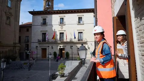 La vicepresidenta Alfaro, durante su visita a las obras en junio del a&ntilde;o pasado
