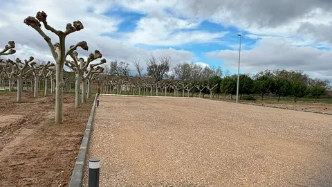 El Ayuntamiento de Azagra inaugura un &aacute;rea de estacionamiento para autocaravanas en La Barca 3