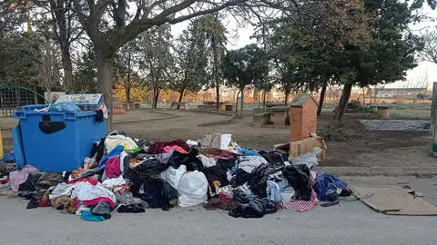 Retirada contenedores de El Villar