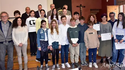 El Palacio Decanal de Tudela acogi&oacute; la entrega de premios en un acto presidido por Agust&iacute;n Albo G&oacute;mez y con una notable participaci&oacute;n de premiados y familiares