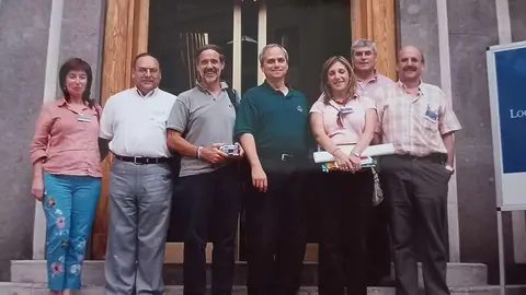La corellana Isabel Garc&iacute;a, convivi&oacute; con el nuevo Papa Le&oacute;n XIV en 2005 durante un congreso en Roma (en la foto aparece justo al lado de Robert Francis Prevost Mart&iacute;nez)