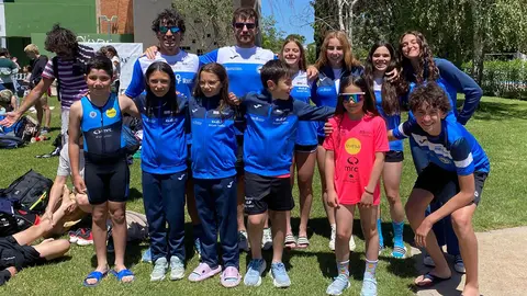 Triatletas del SDR Arenas se dieron cita en el Acuatl&oacute;n El Olivar 1