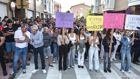 M&aacute;s de 3.000 personas protestaron en Marcilla por la situaci&oacute;n del COA 1
