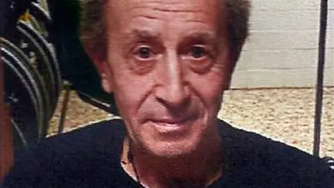 Carlos Navascu&eacute;s Gil