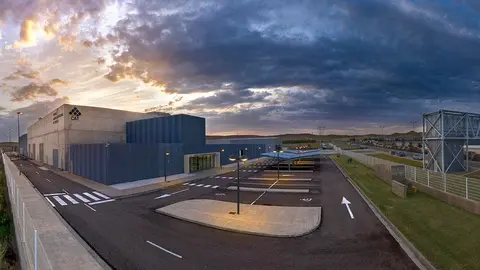 El sistema de distribuci&oacute;n de suministros une la CIC (Central de Infraestructuras Comunes) con las empresas conectadas