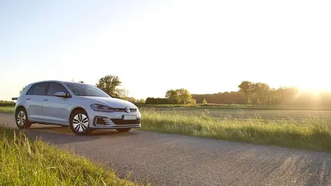 veh&iacute;culo coche autom&oacute;vil