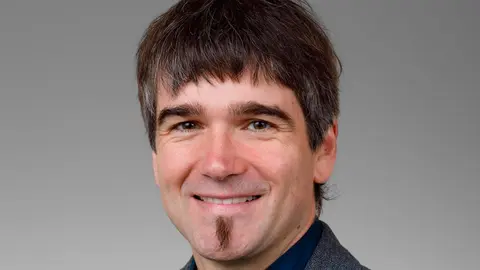 Javier Arakama, director gerente de Euskarabidea, anima a aprender euskera de forma econ&oacute;mica