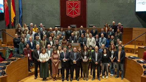 El Parlamento de Navarra celebr&oacute; un acto de reconocimiento al cooperativismo 4
