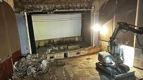 El Ayuntamiento de Fusti&ntilde;ana inicia las obras del Cine Lux y avanza en la licitaci&oacute;n de la segunda fase