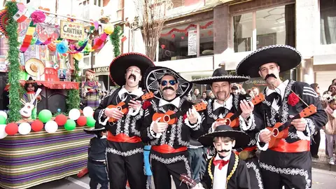 Mejor disfraz colectivo a partir de 30pax Apyma Anunciata FESD 3