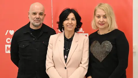Iv&aacute;n Romo Arbide, Olga Chueca Chueca y Laura Saez Ponzoni, concejales de Tudela por el PSN PSOE