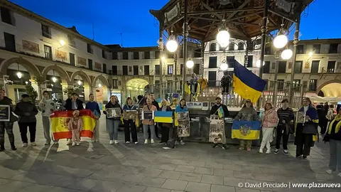 Una veintena de personas se concentr&oacute; en Tudela al cumplirse cuatro a&ntilde;os de la invasi&oacute;n rusa de Ucrania