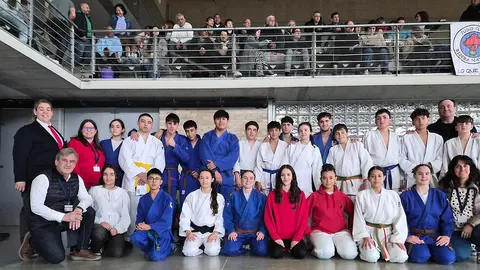 Equipo completo de judo Infantil y Cadete del Shogun junto a sus profesores