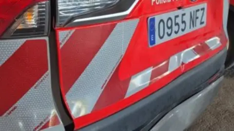 Da&ntilde;os sufridos en el veh&iacute;culo patrulla de la Polic&iacute;a Foral al ser alcanzado por veh&iacute;culo fugado en Tudela.