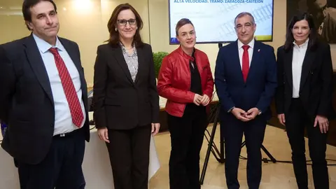 Imagen del acto de presentaci&oacute;n del estudio informativo que propone la implantaci&oacute;n de la estaci&oacute;n de alta velocidad de viajeros en la ubicaci&oacute;n de la actual estaci&oacute;n de Tudela