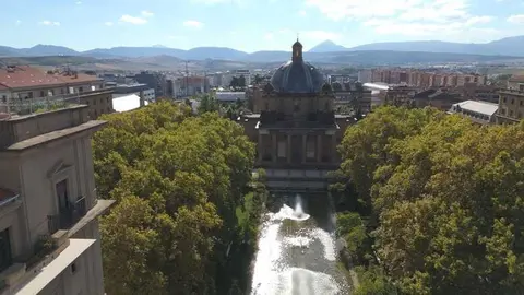 Archivo - Diez personas integran el jurado del concurso internacional de arquitectura para crear el museo memorial en los Ca&iacute;dos