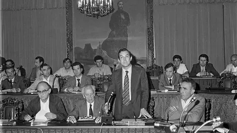 El Parlamento de Navarra traslada sus condolencias por el fallecimiento de Carlos Garaikoetxea