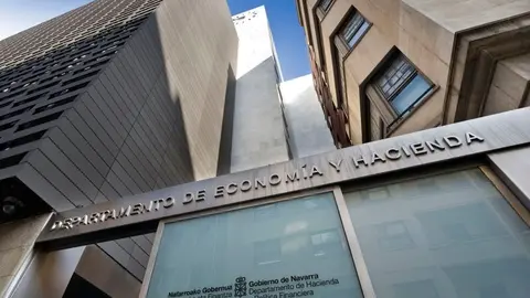 Fachada de la sede del departamento de Econom&iacute;a y Hacienda