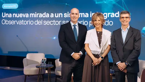 Fernando Campos, presidente de la Fundaci&oacute;n IDIS; Marta Villanueva, directora general de IDIS y Adolfo Fern&aacute;ndez-Valmayor, secretario general de la Fundaci&oacute;n IDIS.