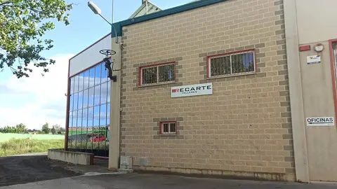 Fachada de la empresa Talleres Recarte en Murchante