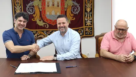 Fernando Nebreda tom&oacute; posesi&oacute;n como arquitecto municipal del Ayuntamiento de Tudela