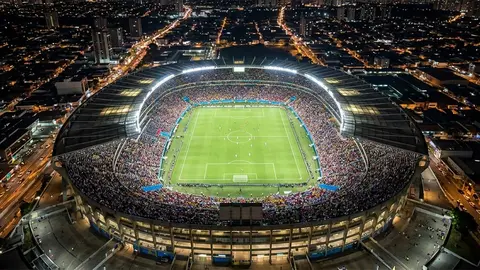 estadio de f&uacute;tbol campo partido final mundial champions partidazo mundo europa selecci&oacute;n espa&ntilde;a bar&ccedil;a real madrid