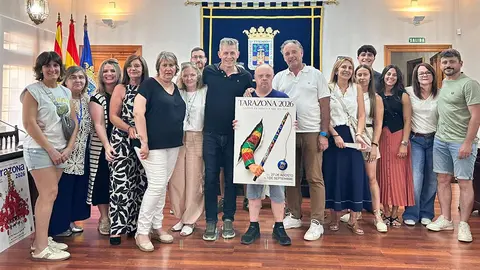 El jurado con el cartel ganador de las fiestas de Tarazona 2026