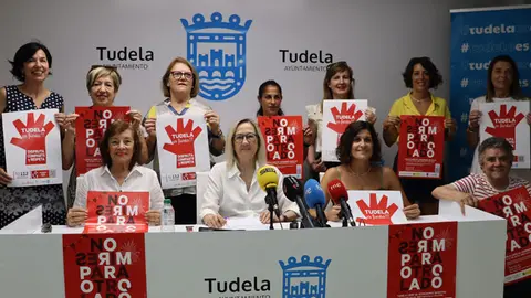 Presentaci&oacute;n campa&ntilde;a prevenci&oacute;n agresiones sexistas Santa Ana 26