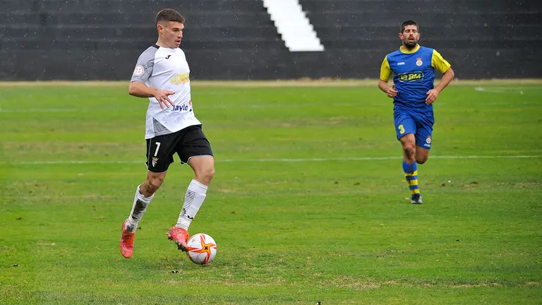 Santy Samanes organiza el ataque del Tudelano