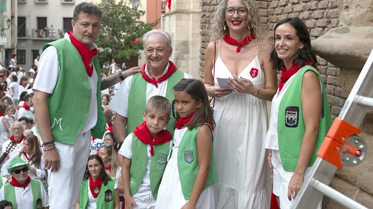 Fiestas de Tudela 2026 Imposici&oacute;n pa&ntilde;uelo rojo 7