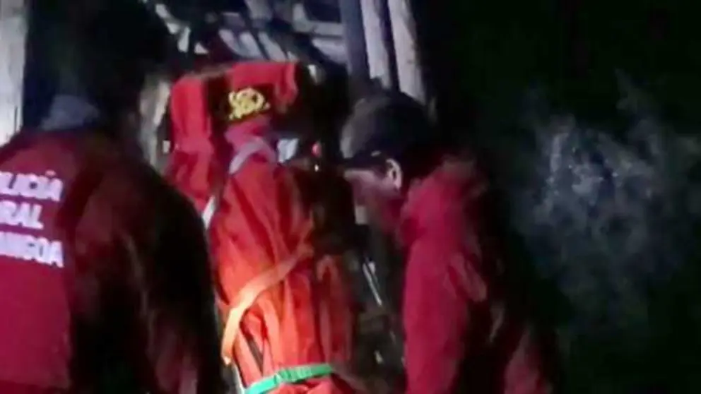 a persona, que se encontraba en un delicado estado de salud, fue trasladada por los bomberos al Hospital Reina Sof&iacute;a de Tudela