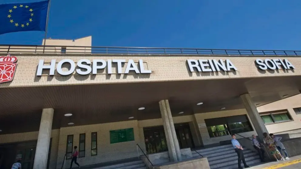 Archivo - La mujer herida ha sido trasladada al Hospital Reina Sof&iacute;a de Tudela.