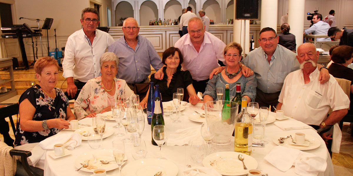 Fiesta-del-club-de-jubilados.-Bodas-de-diamante-y-oro-005