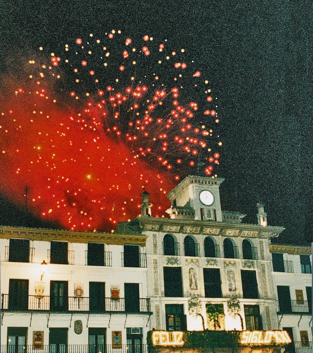 Fuegos artificiales festejando la entrada siglo XXI