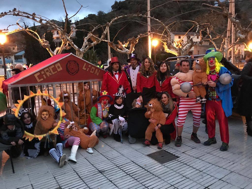 El circo, segundo en carrozas