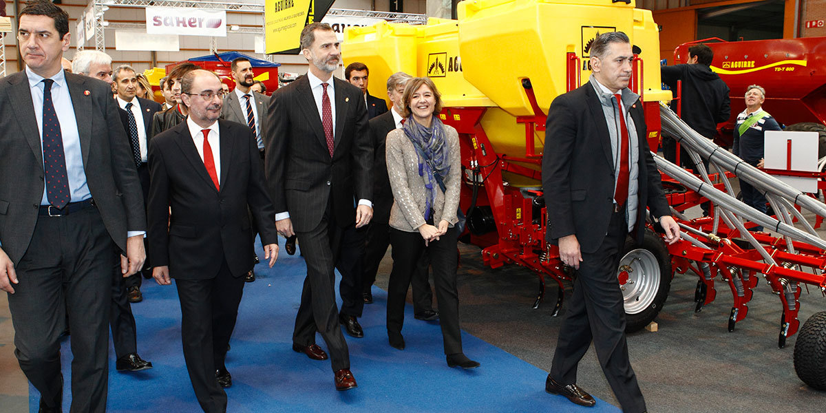 el Rey ha inaugurado la Feria Internacional de Maquinaria Agricola 2018, acompañado por el presidente de Aragón, Javier Lambán, la ministra de Agricultura, Isabel García Tejerina, los consejeros Marta Gastón y Joaquín Olona