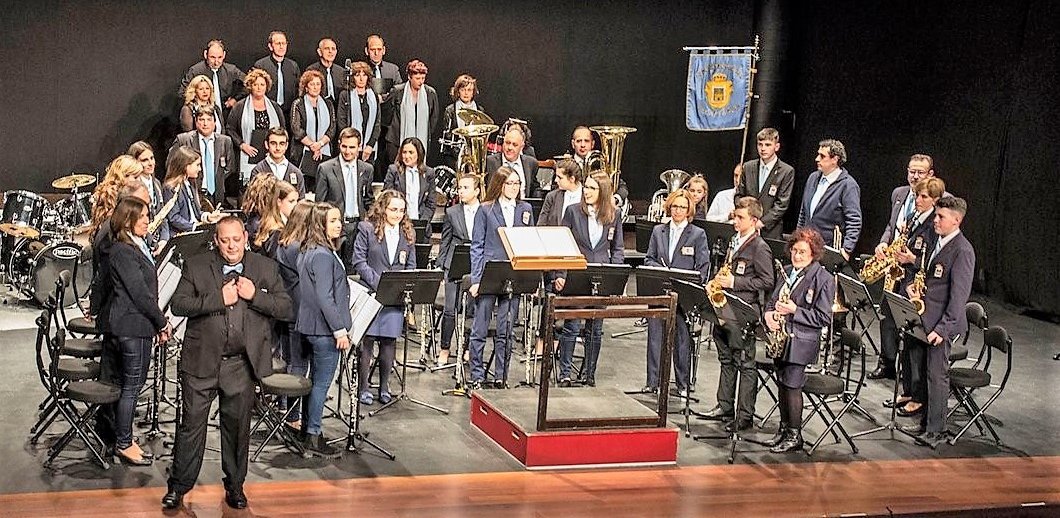 La Banda Municipal de Sádaba actuó recientemente en el teatro de Calahorra.