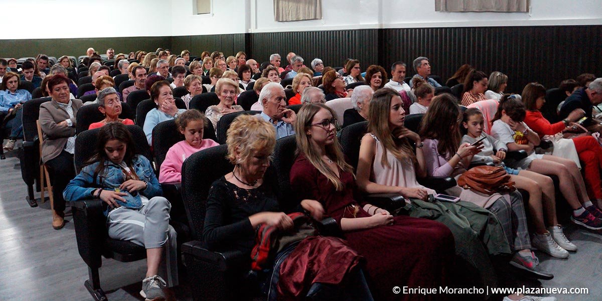 El grupo de teatro Caricaturas con 'Señaladas' 2
