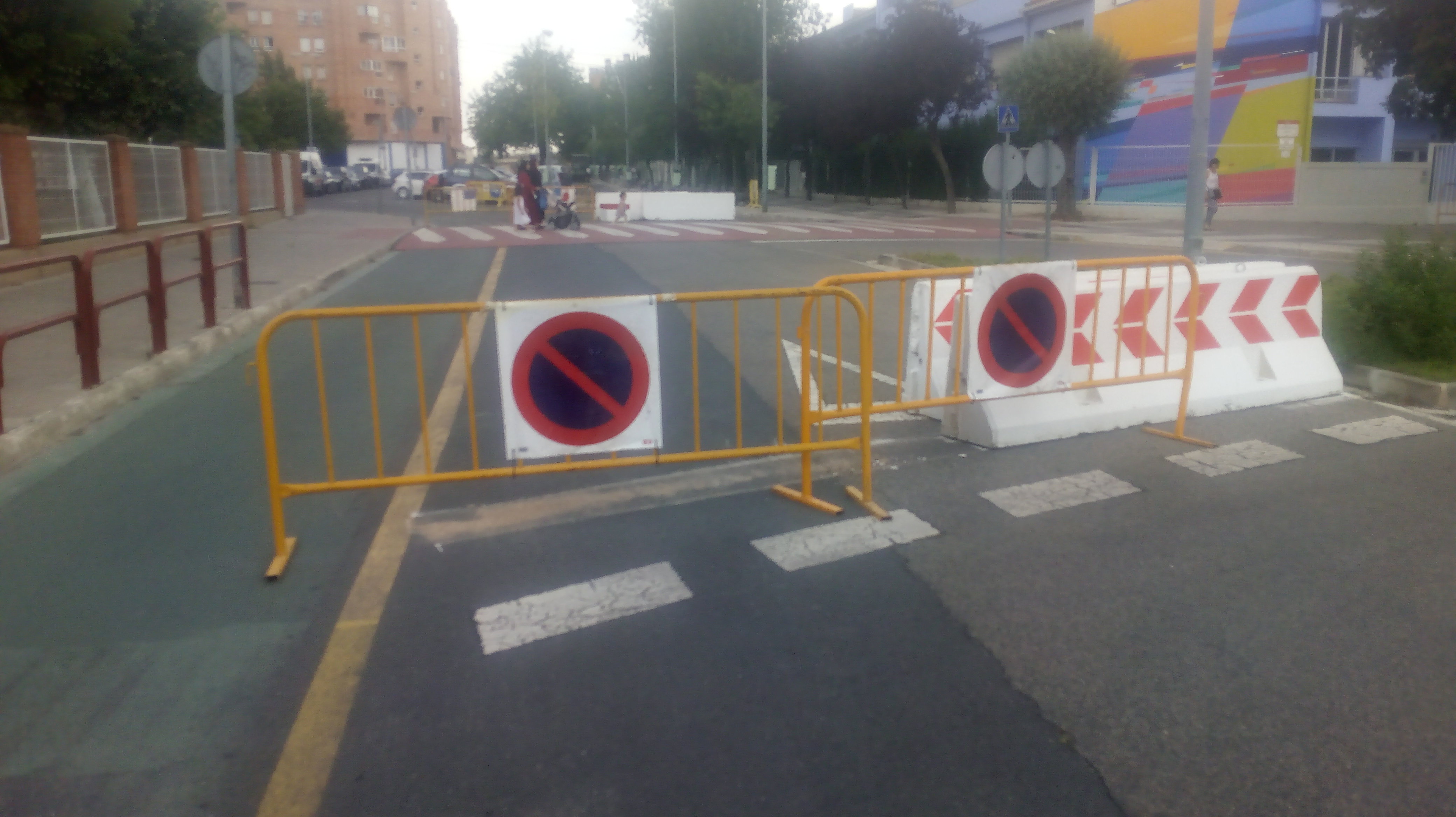 Cierre de la calle Camino Caritat