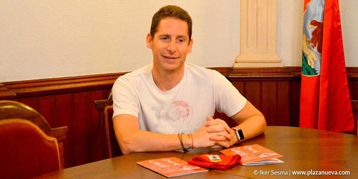 Javier Arellano en su asiento