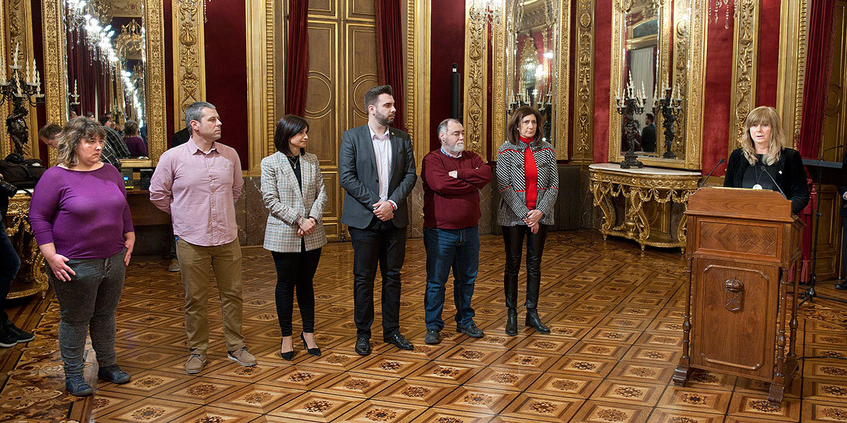 Responsables de los ayuntamientos, durante la intervención de la consejera