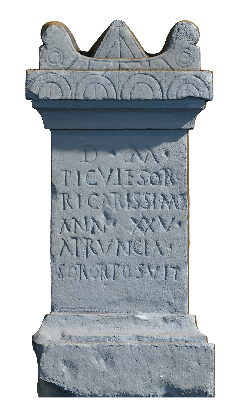 Estela funeraria romana hallada en Santa Criz de Eslava, hoy en el Museo de Castejón (Foto Pablo Serrano)