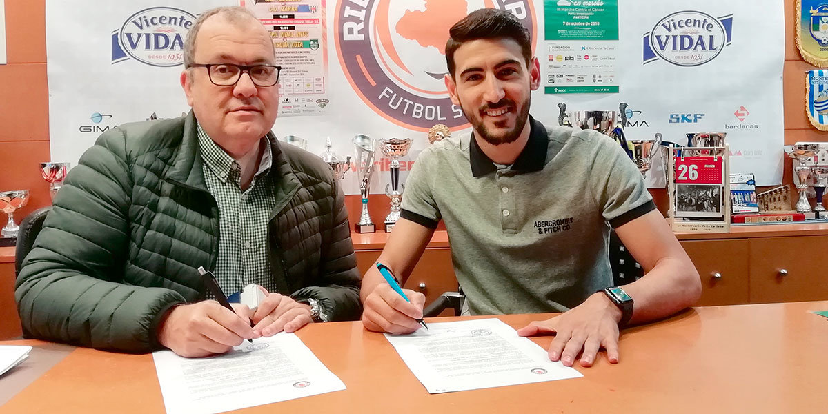 Alejandro Lemine seguirá siendo naranja una temporada más