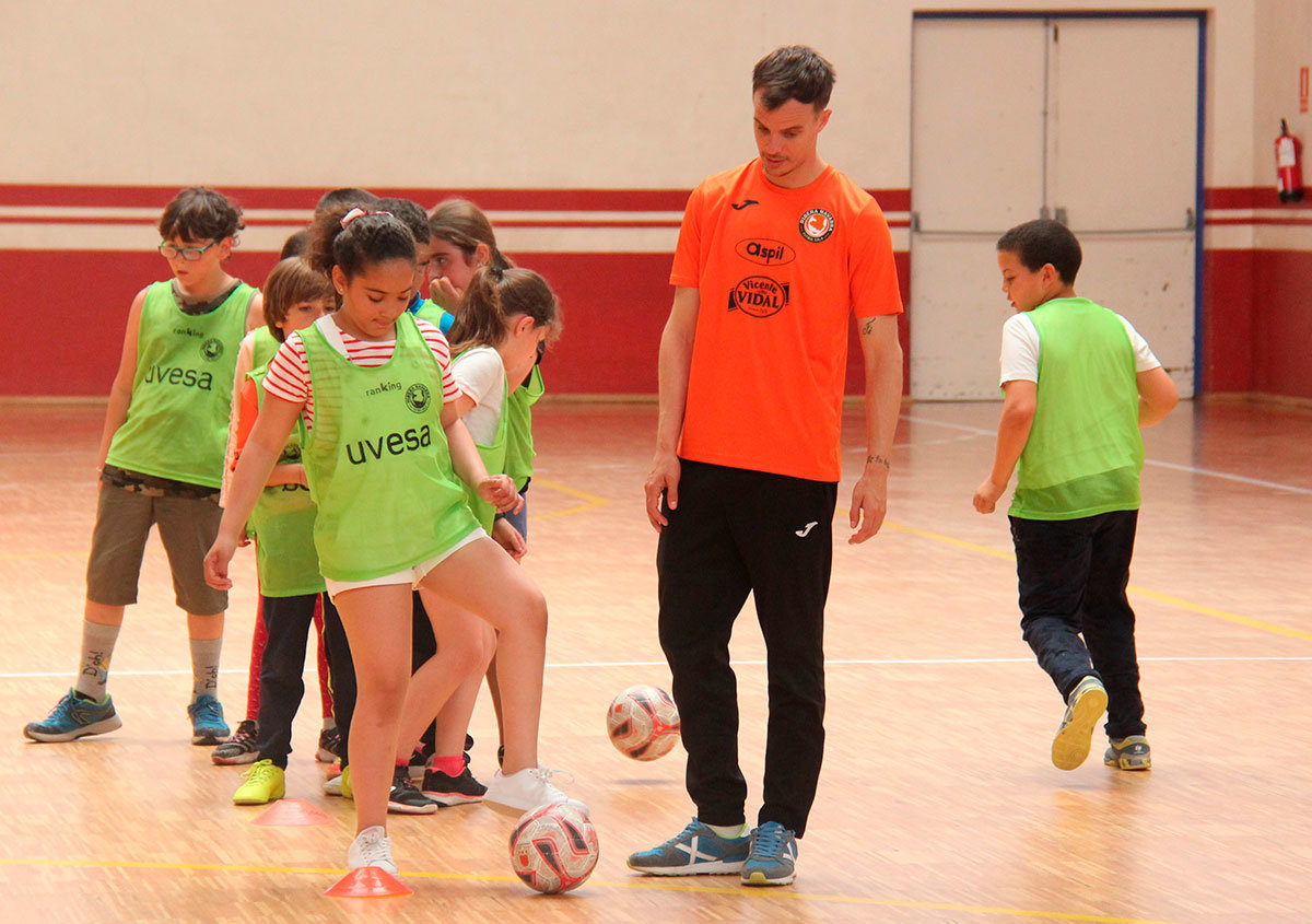 El Ribera de Navarra visita el colegio colegio Otero de Navascués de Cintruénigo 4