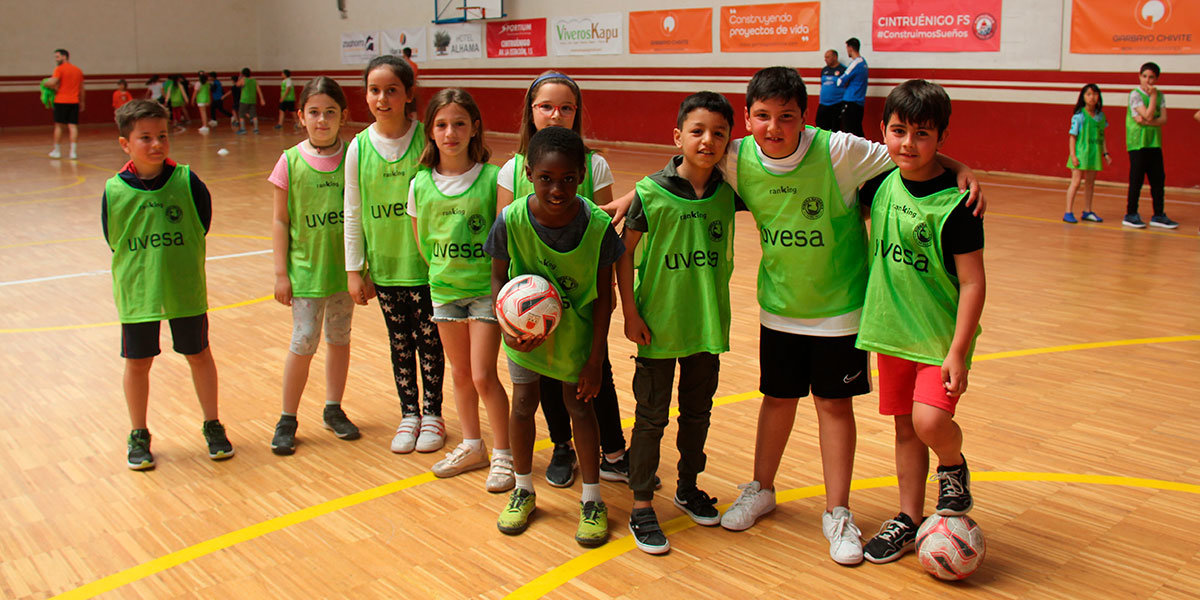 El Ribera de Navarra visita el colegio colegio Otero de Navascués de Cintruénigo 5