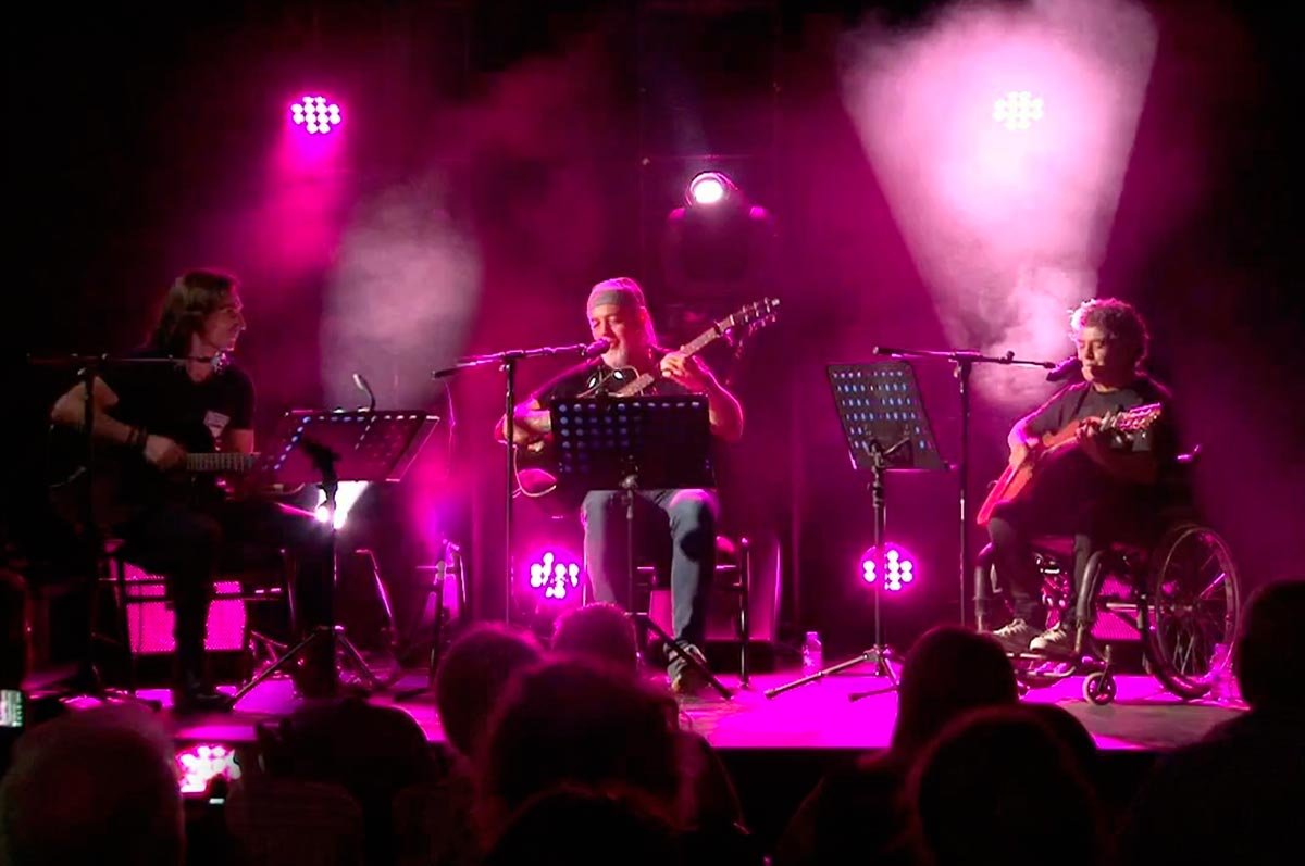 Cuatro al son en directo