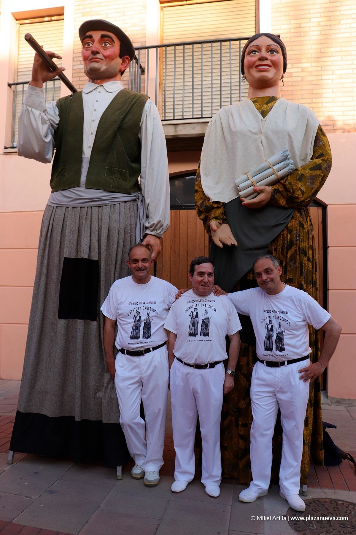 Los hermanos Gurría e Isidro Gil