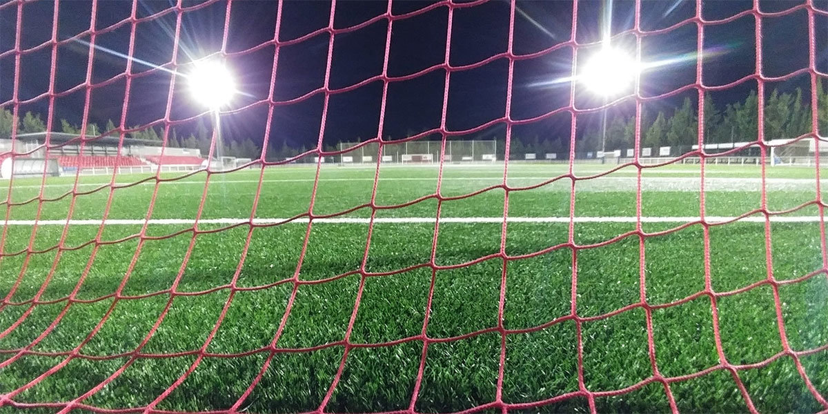 Nueva iluminación en el campo de fútbol municipal Ombatillo de Corella 2